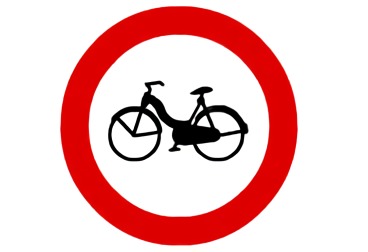 seÃ±al R-105 Entrada prohibida a ciclomotores