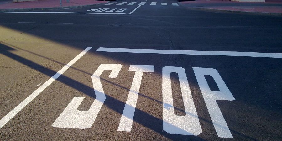 señal de stop horizontal