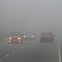 ¿Se debe aumentar la distancia de seguridad cuando exista niebla?