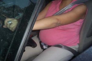 ¿Están exentas las embarazadas de utilizar el cinturón de seguridad?