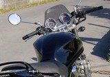 ¿cuántas placas de matrícula llevan las motocicletas?