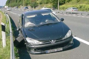 El seguro obligatorio, ¿cubre los daños del conductor responsable del accidente?