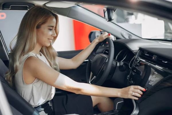 Descubre por qué elegir MasQRenting ➜ Ventajas del renting de coches para particulares y autónomos